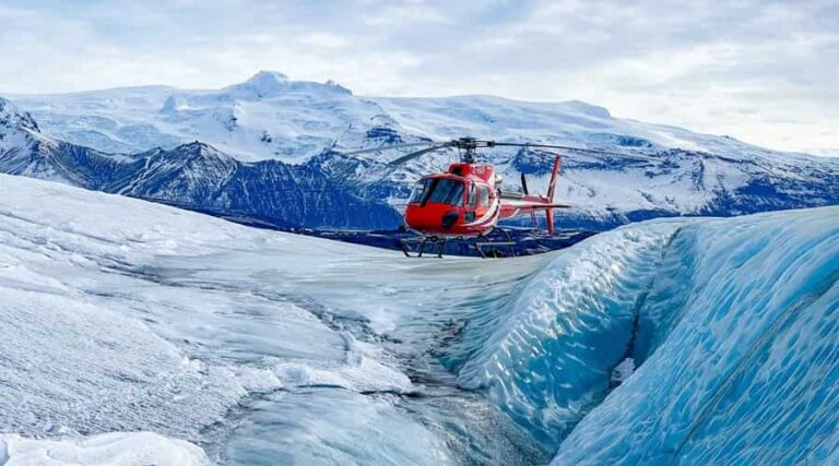 A Guide to Luxury Helicopter Tours: Soar Over Breathtaking Landscapes in Style
